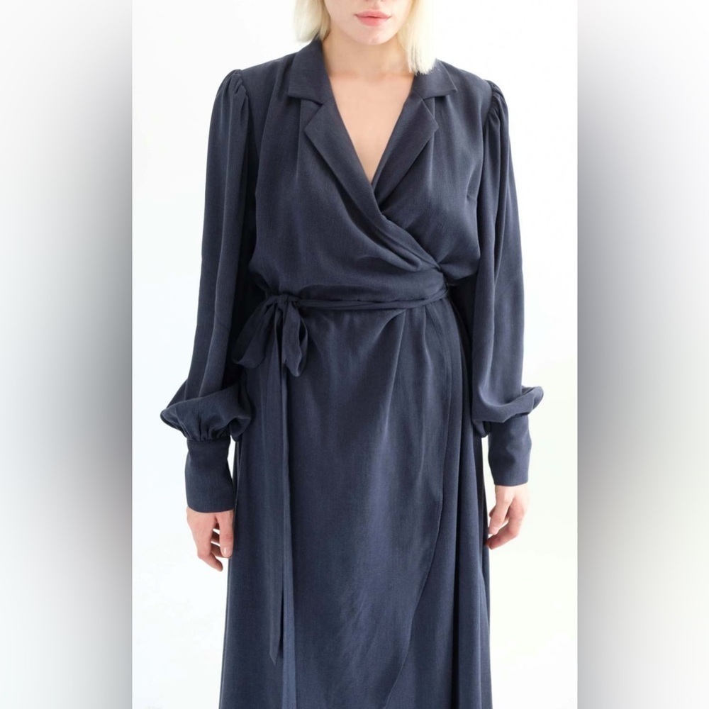 New Ohsevendays Riley Wrap Midi Dress Medium — image 2 of 8